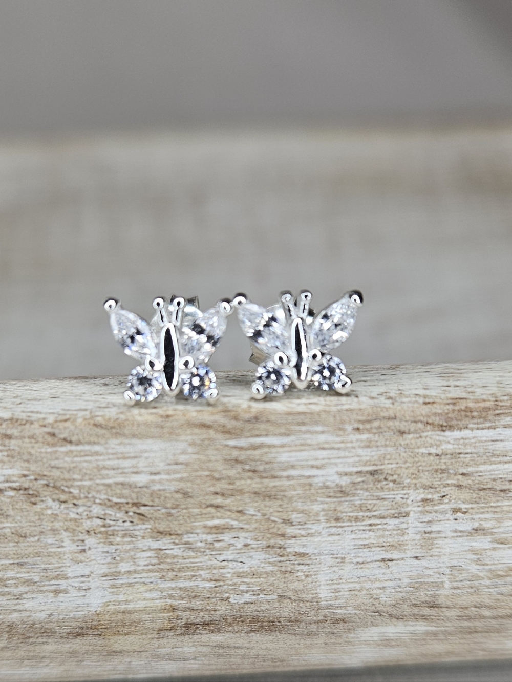 NWT 925 Sterling Silver Butterfly Stud Earrings Dainty Cubic Zirconia CZ Mini